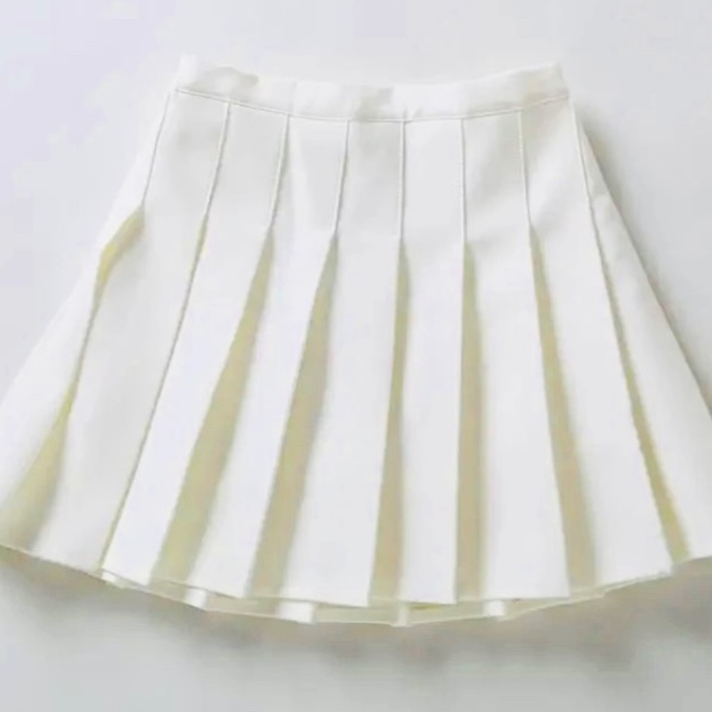 Snow ❄️ White Toddler/Girls Pleated Skirt 🤍🤍🤍
